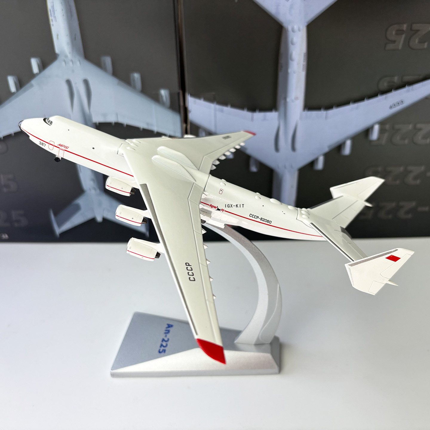 Масштабная модель тяжеловесног – обзор и цена Model Kit Ukraine