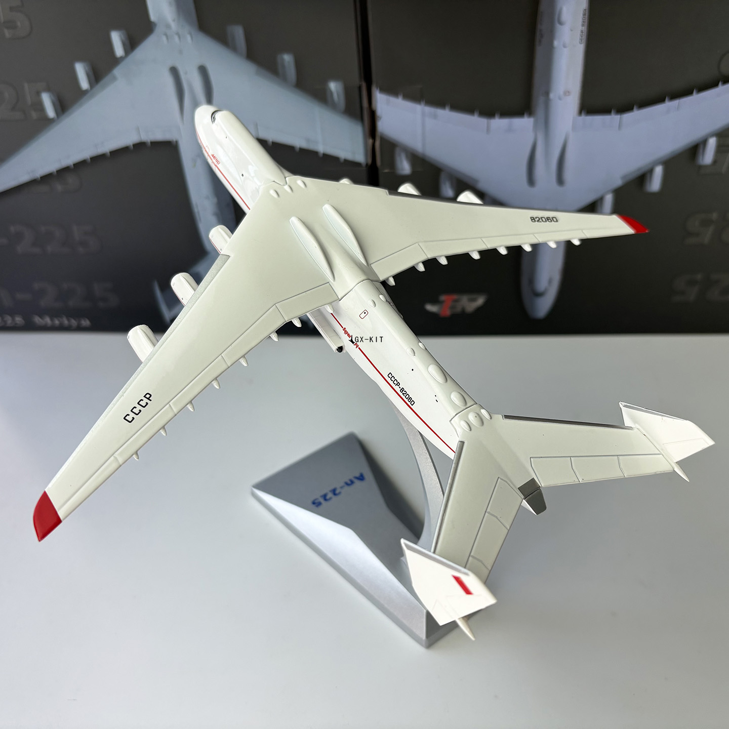 Масштабная модель тяжеловесног – обзор и цена Model Kit Ukraine