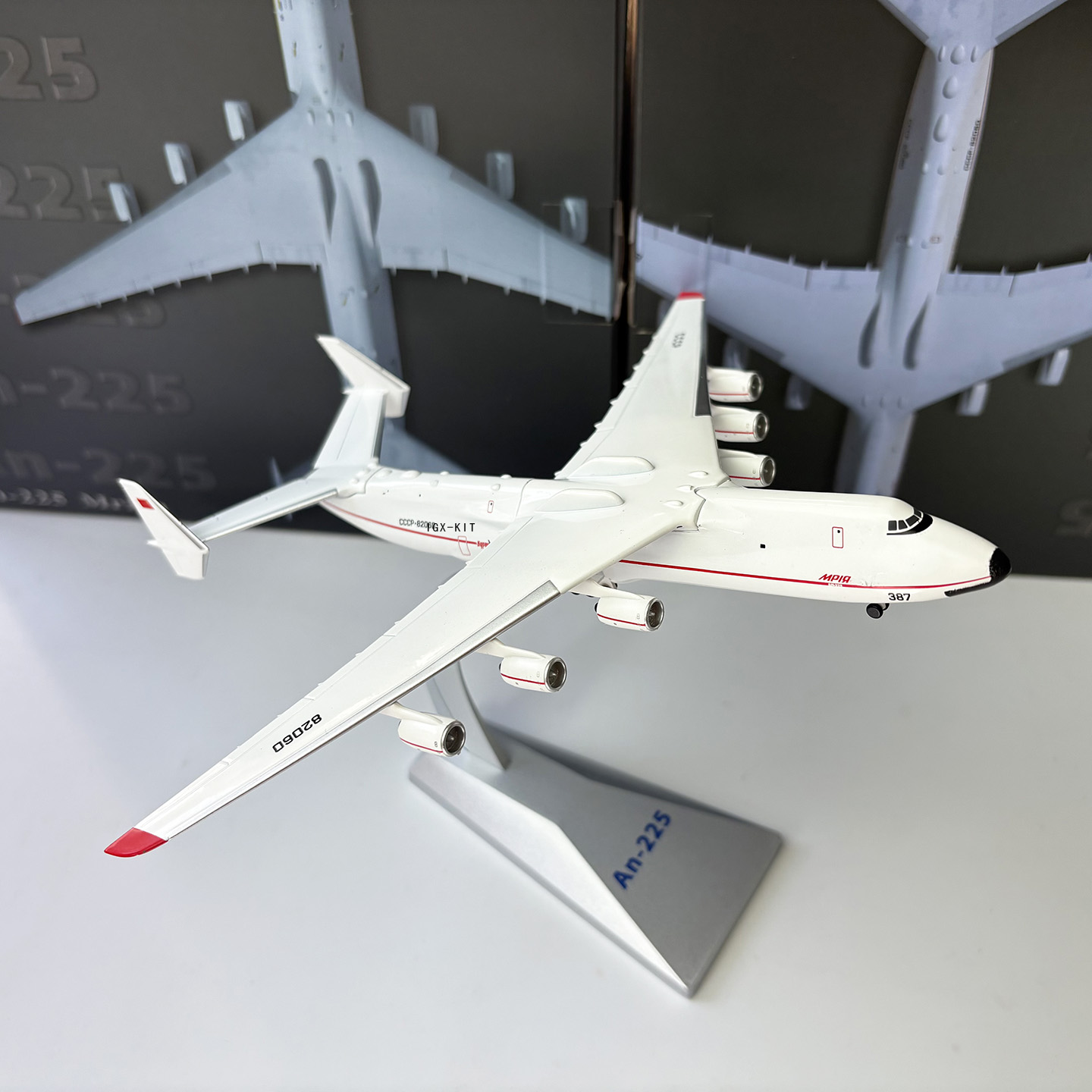 Масштабная модель тяжеловесног – обзор и цена Model Kit Ukraine