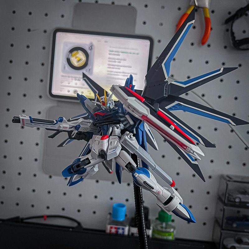 Масштабная модель меха 1/144 H – обзор и цена Model Kit Unicorn